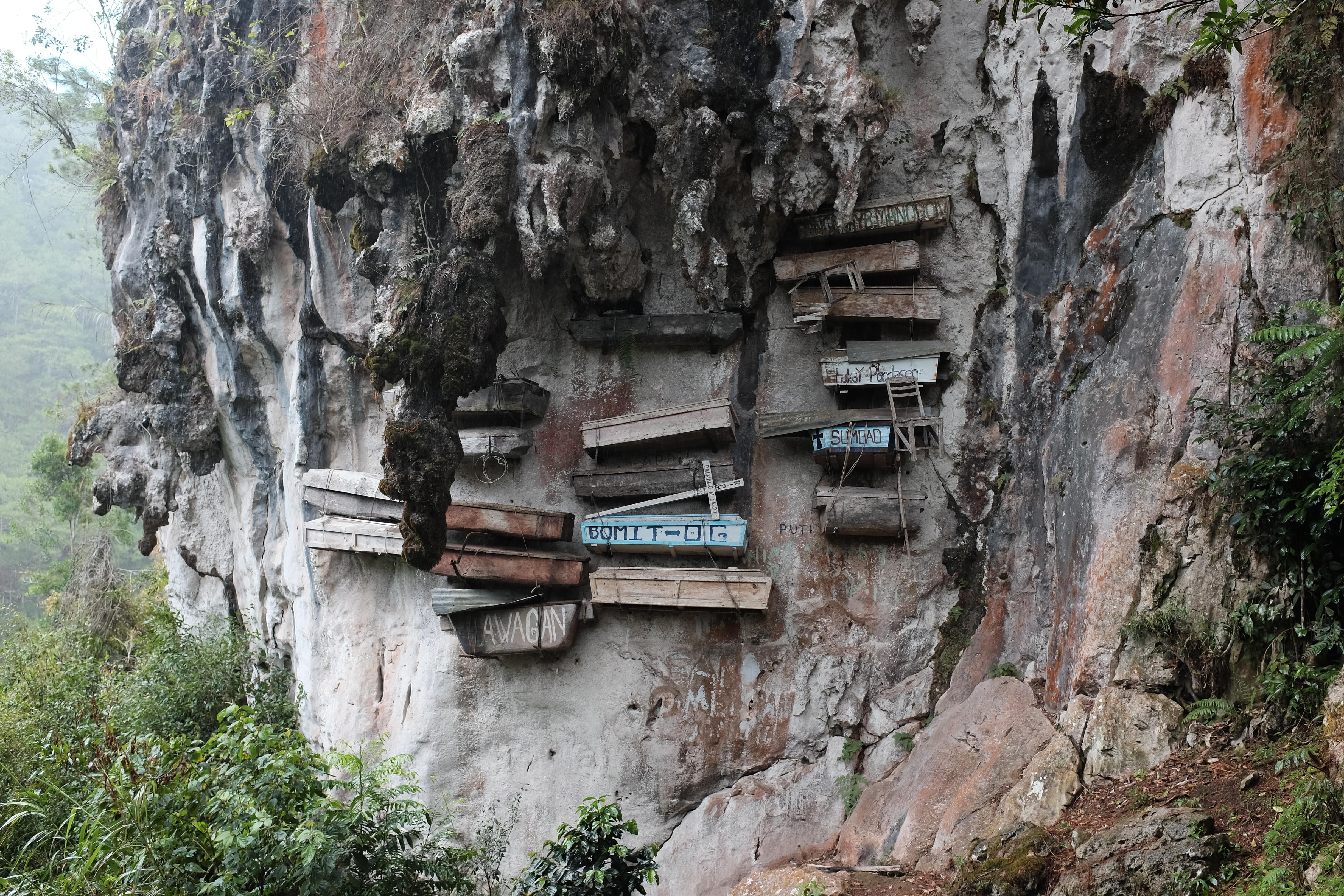 Hanging coffins